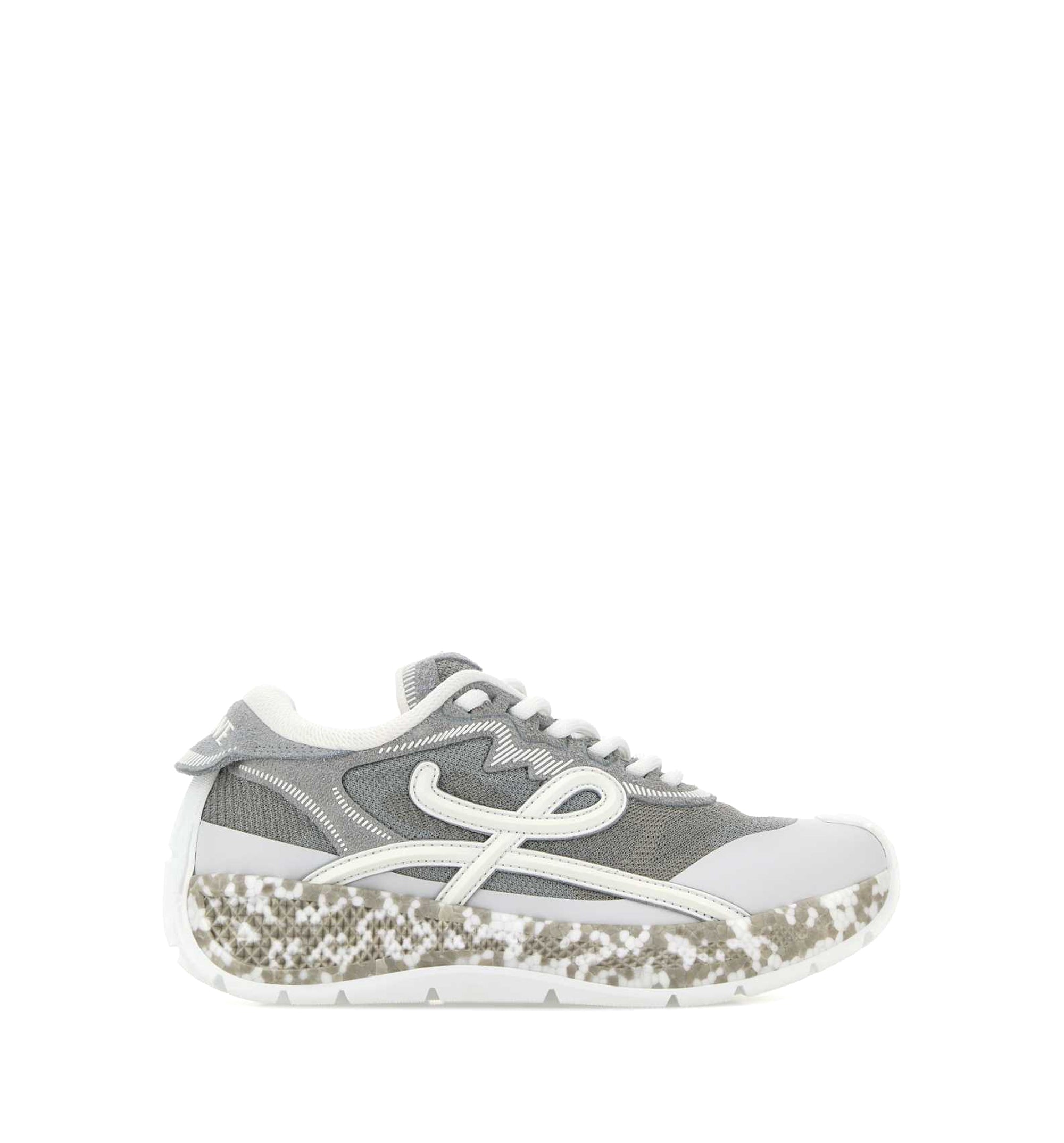 Pogo sneaker