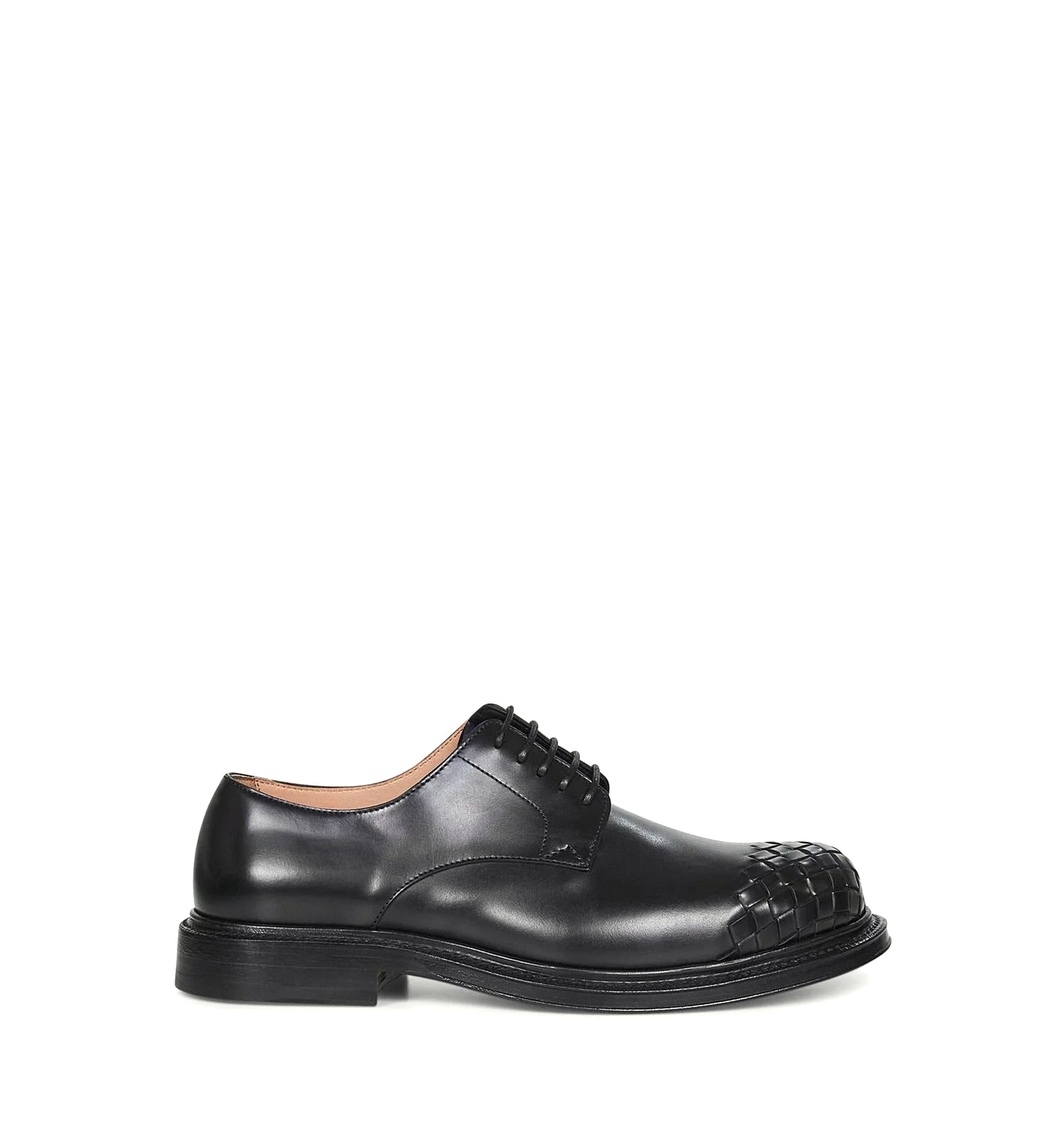 James Lace-Up Shoe
