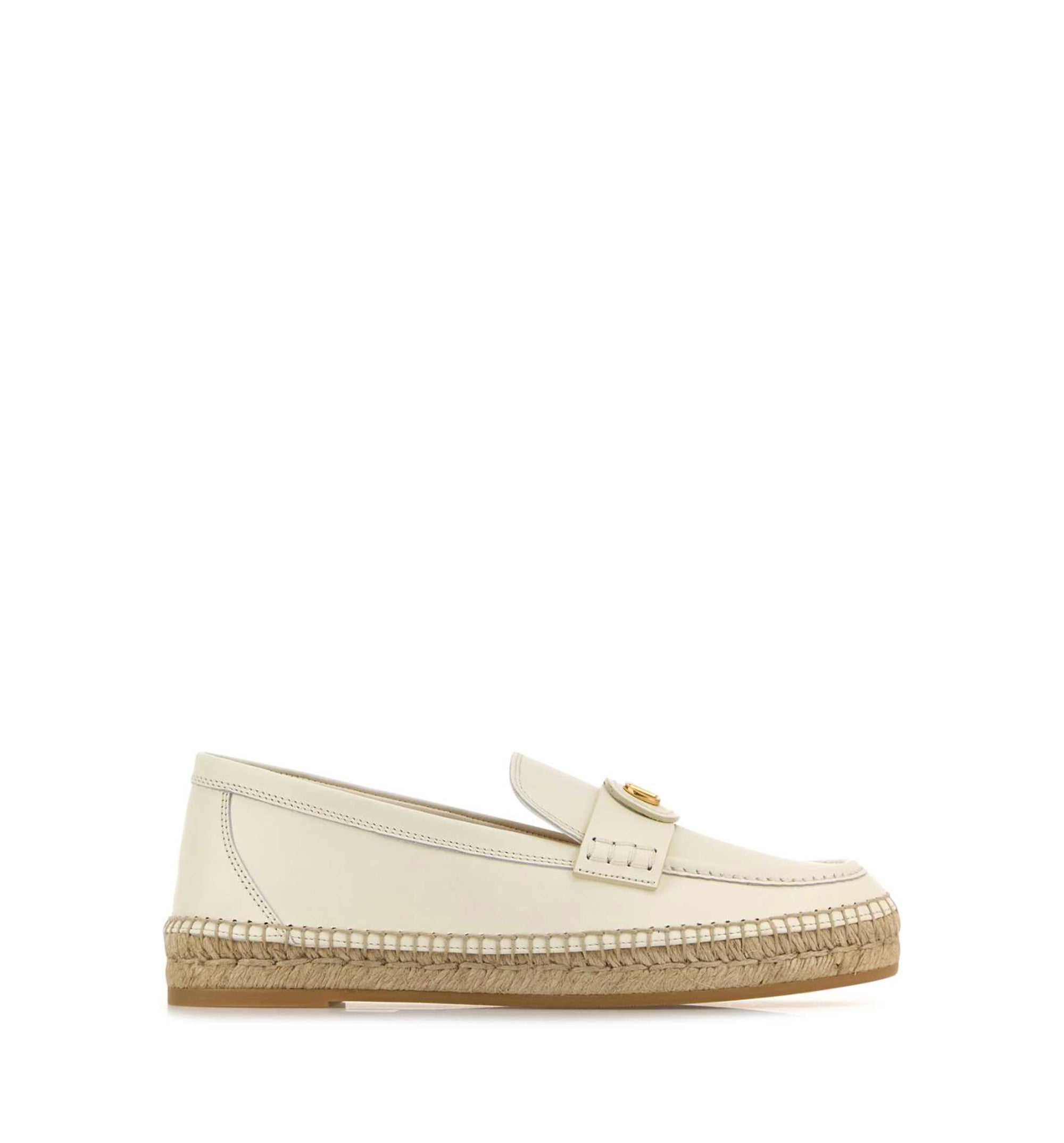 VLogo Signature Leather Loafers