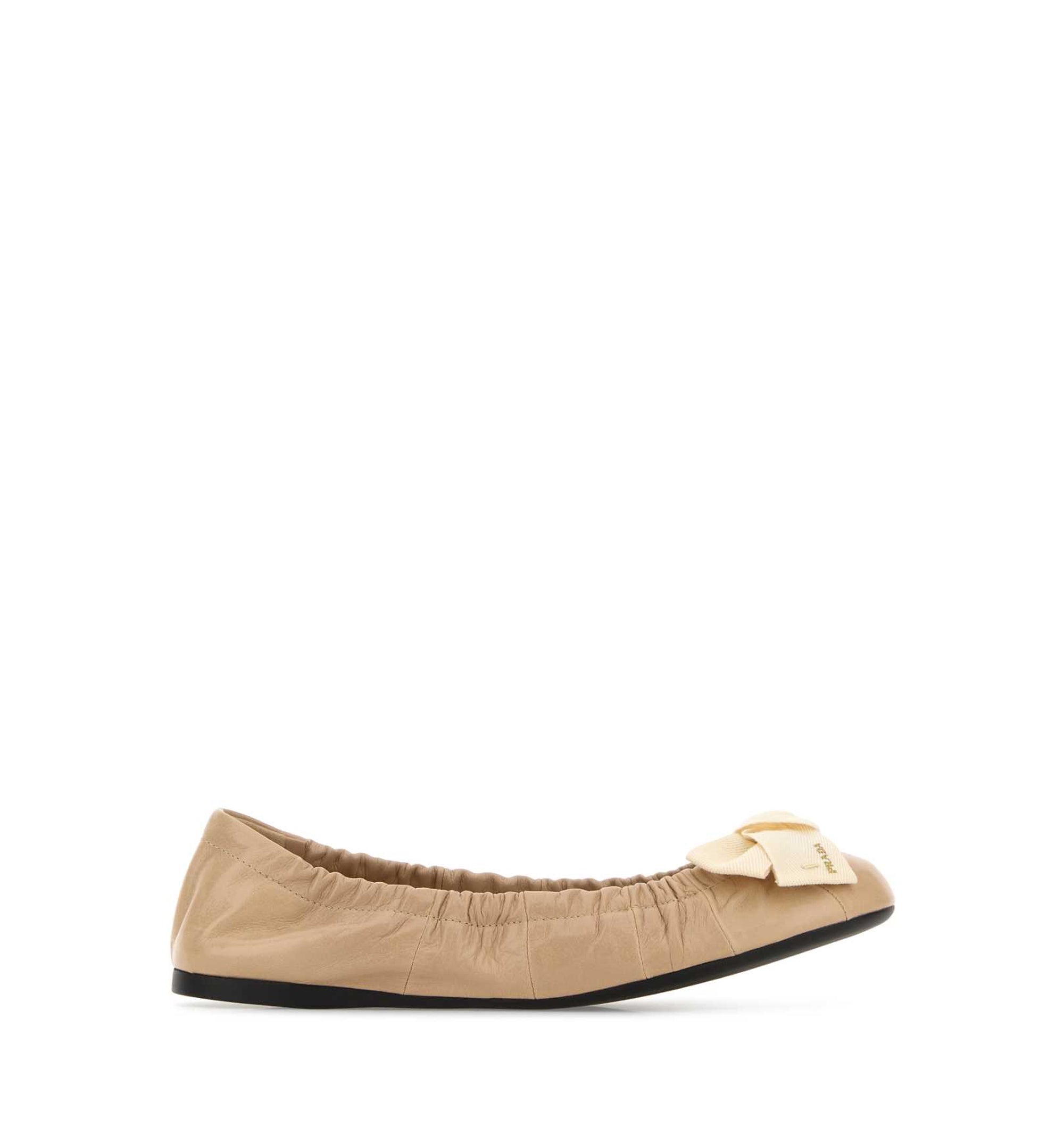 Leather Ballerinas With Bow
