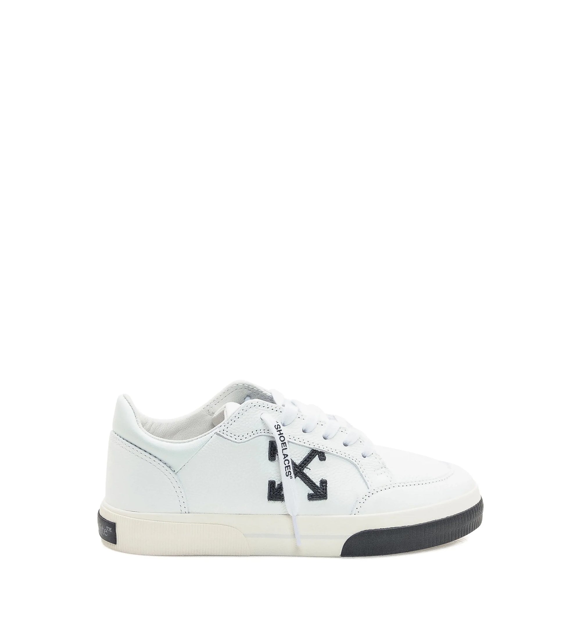 Arrows-motif Sneakers