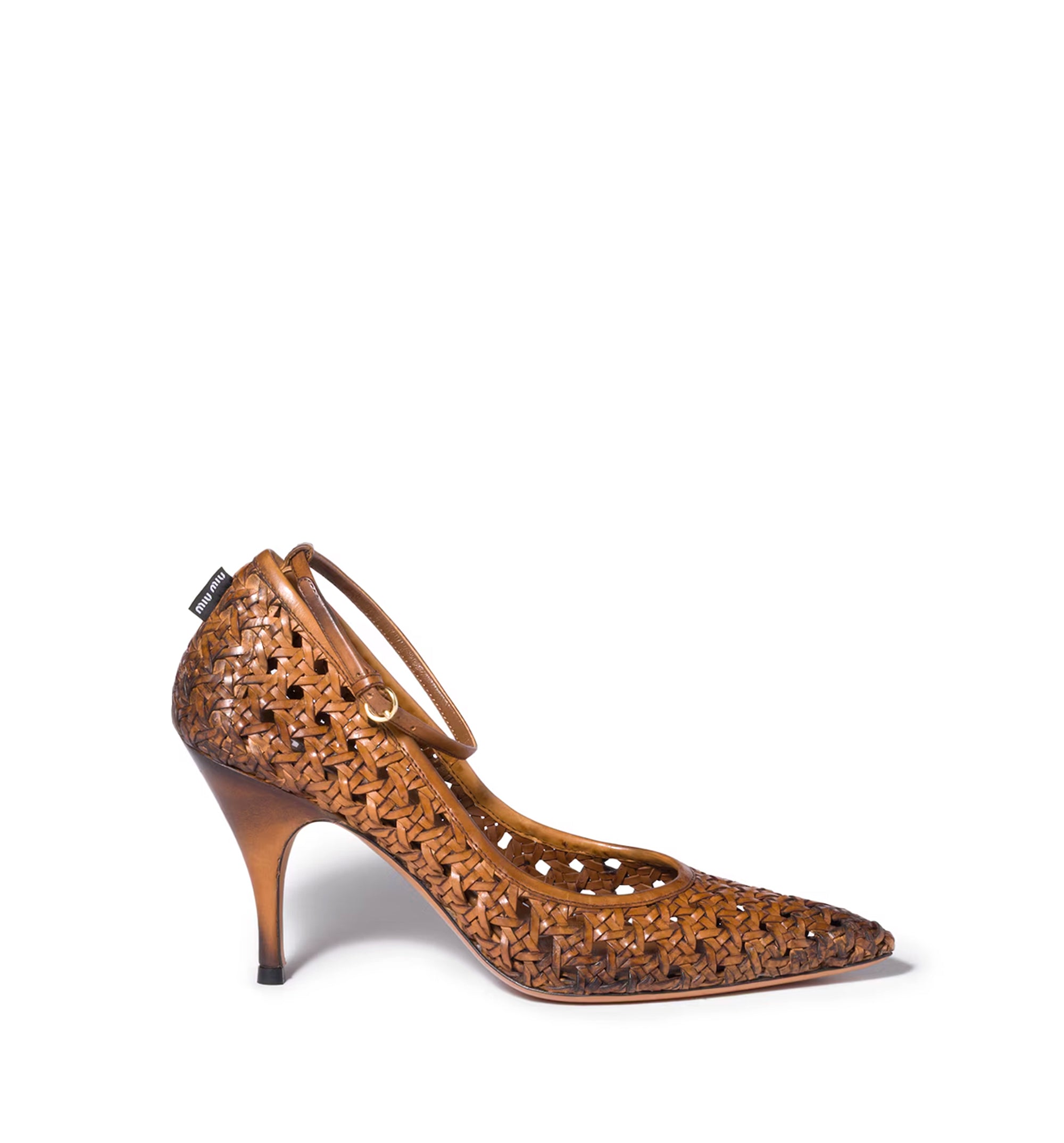 Woven leather pumps