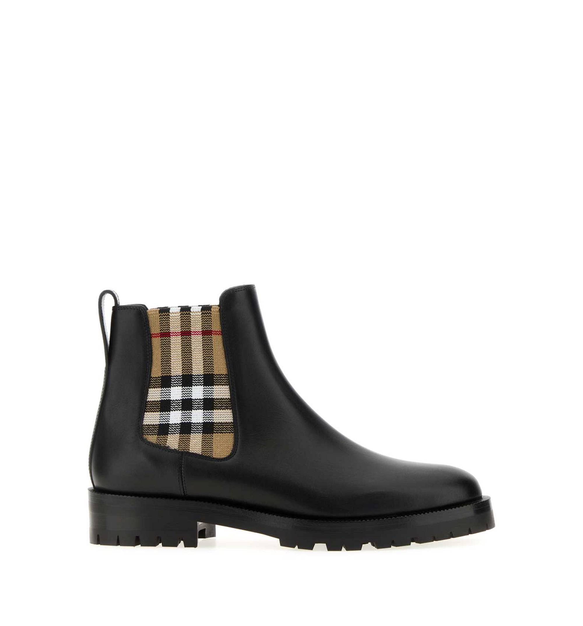 Check-Panel Leather Chelsea Boots