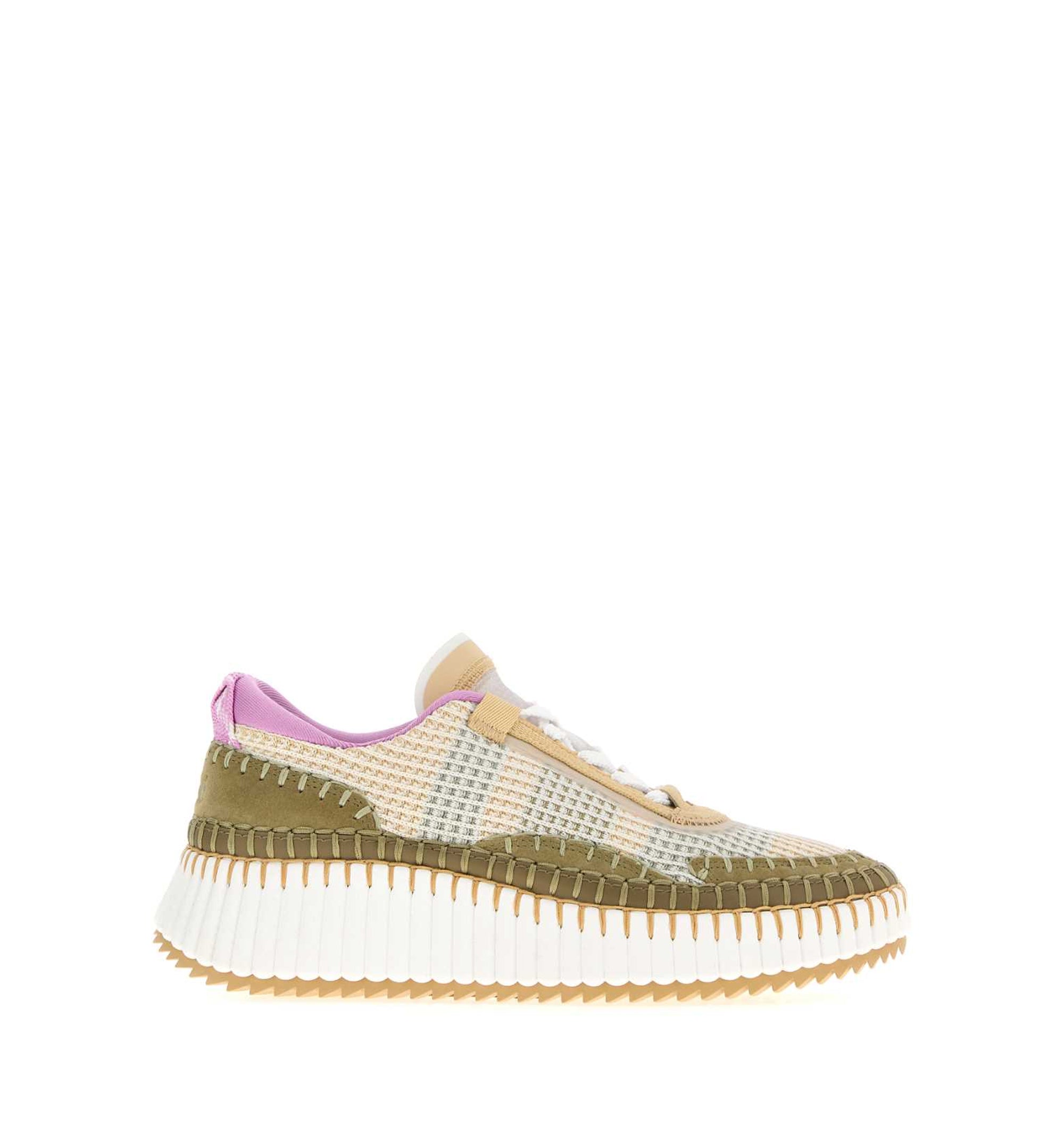 Nama sneaker