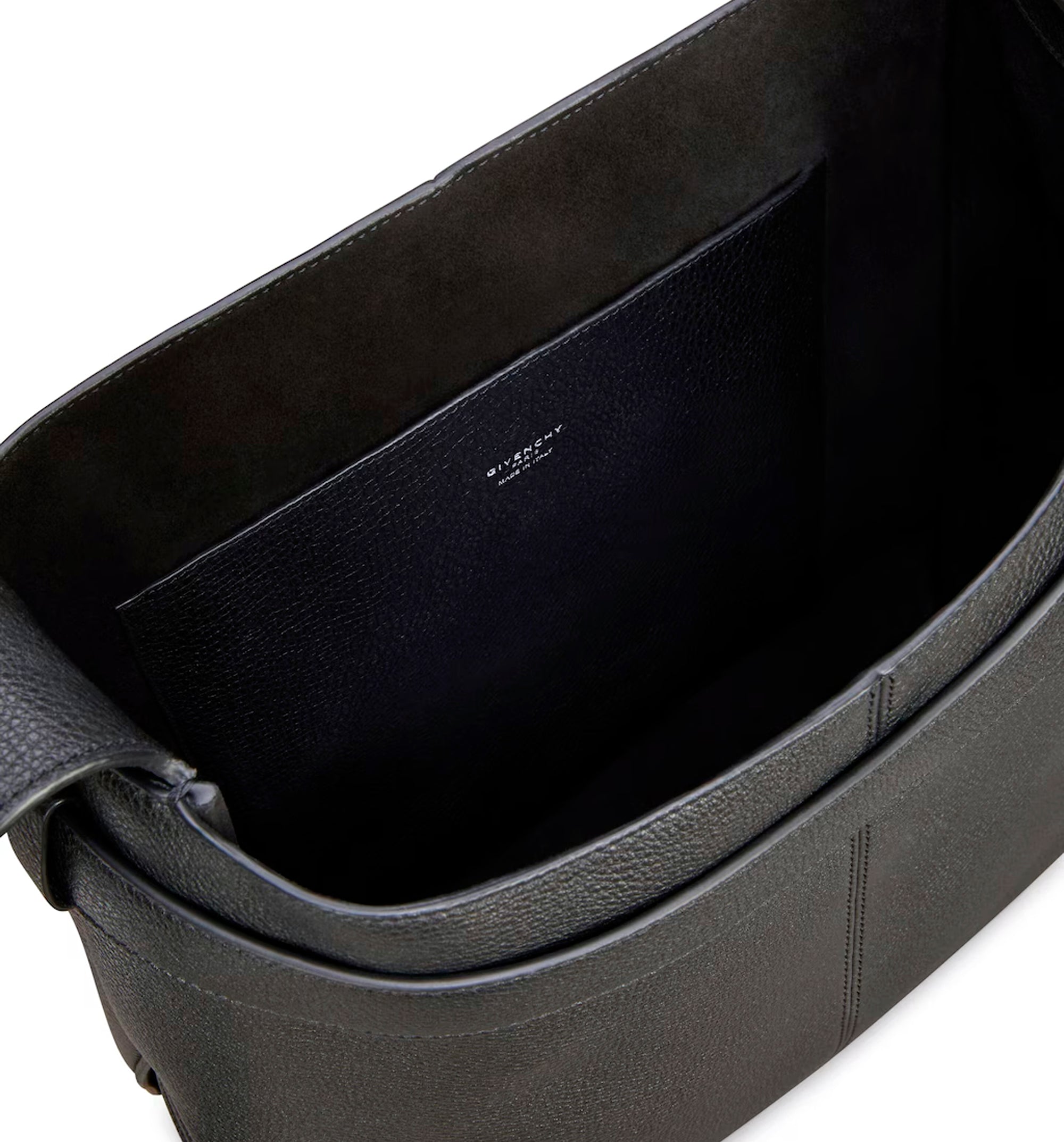 Medium Belted Hobo bag in grained leather