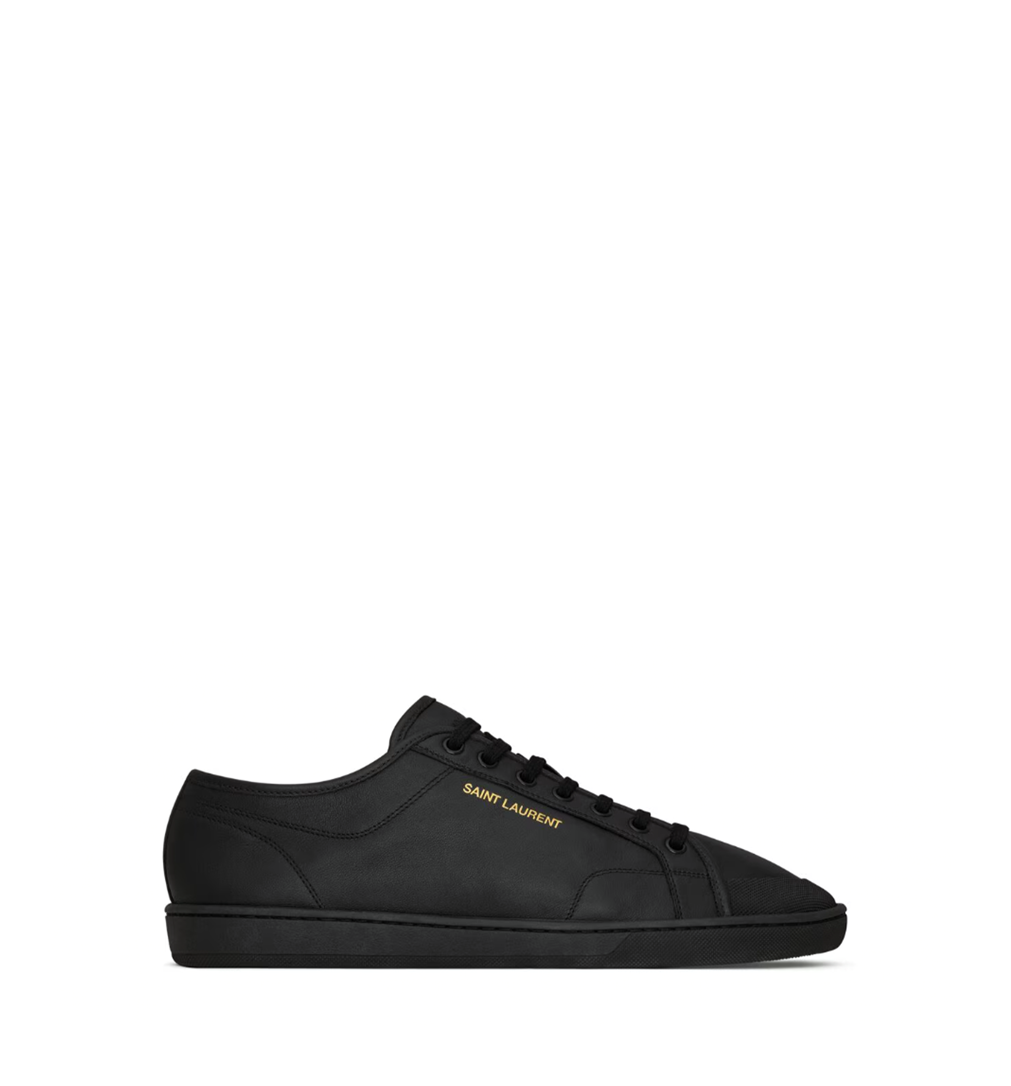 Gym sneakers in smooth leather