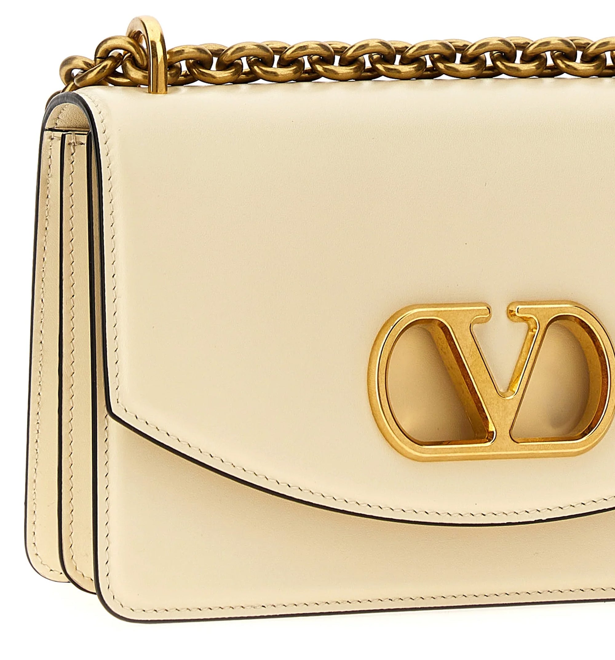 Vain Shoulder Bags