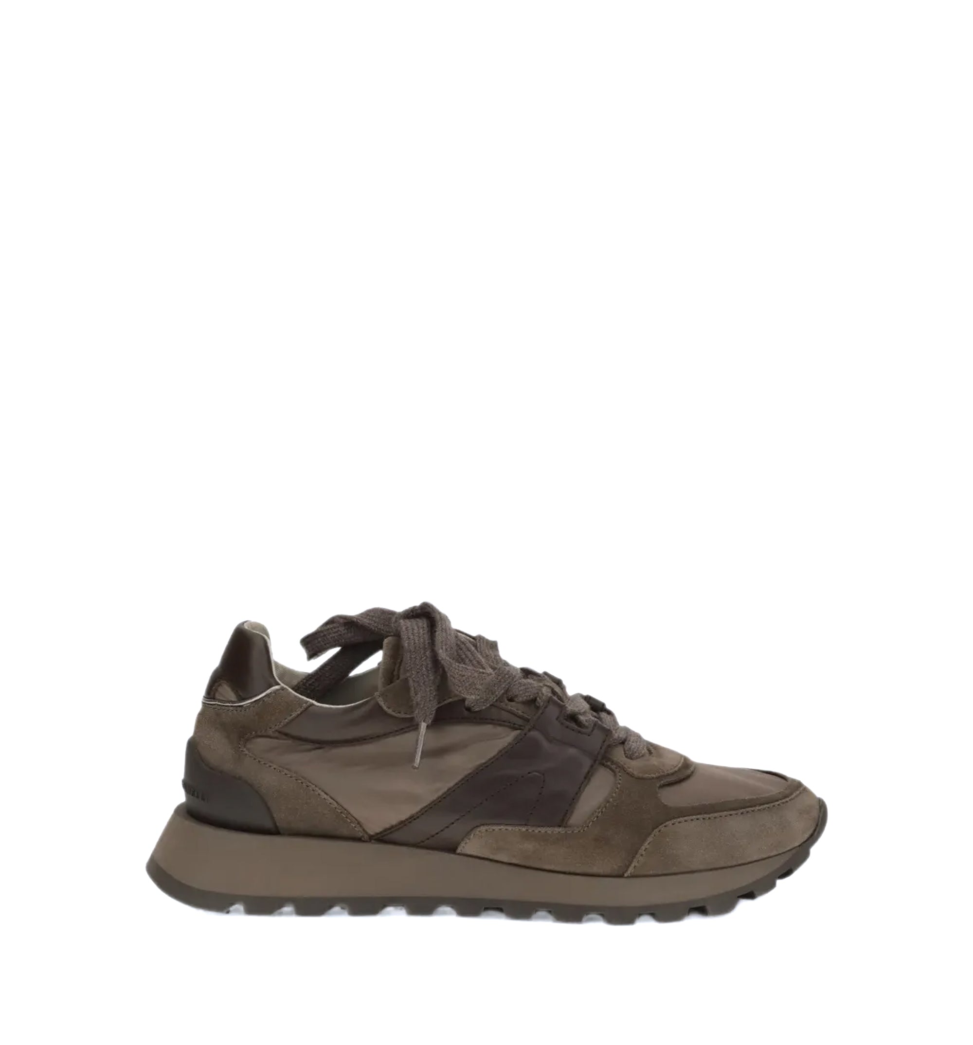 Round-toe lace-up suede sneakers