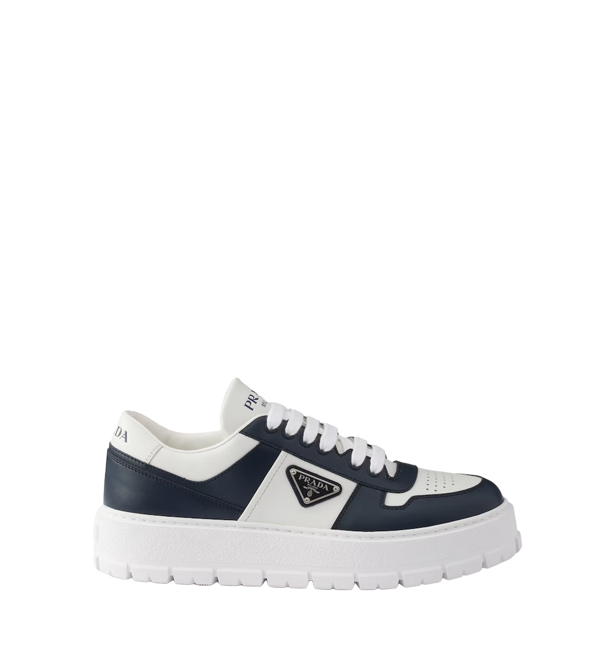 Leather sneakers