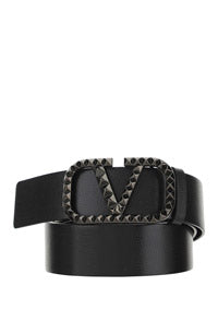 VLogo Signature Belt In Grainy Calfskin - Black