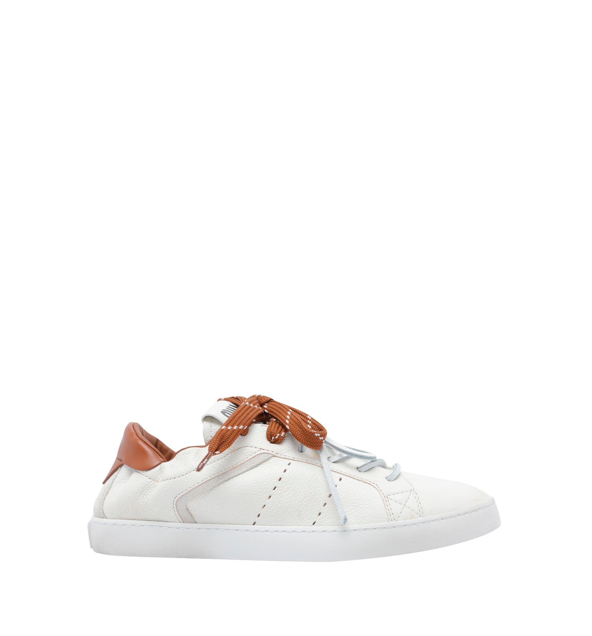 Leather sneakers with a worn effect
