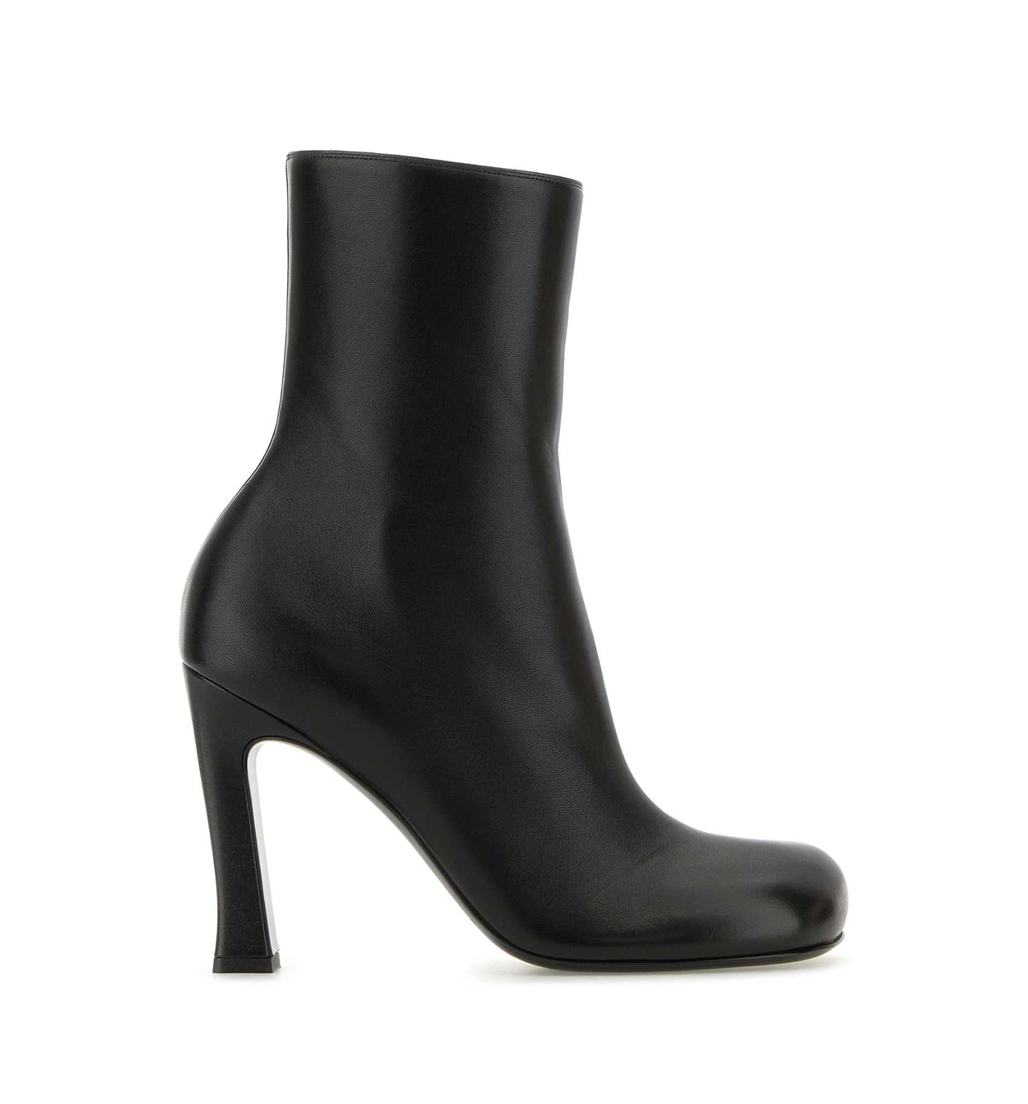 Nico Ankle Boots