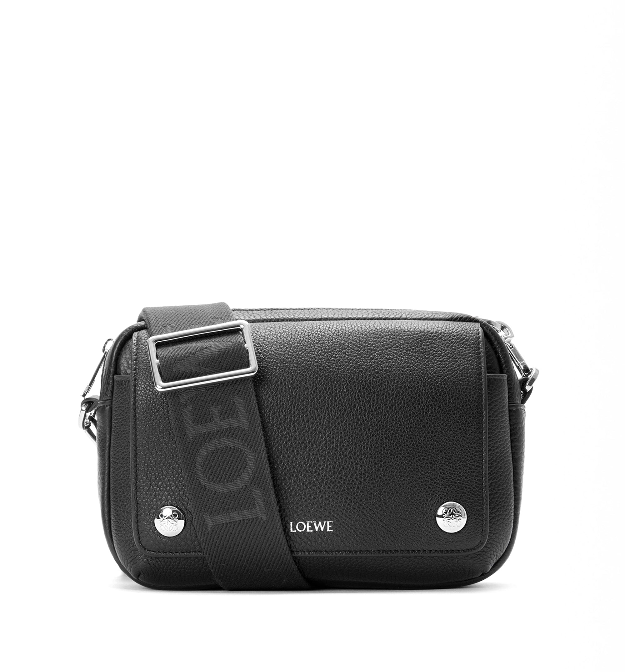 Small Pebble Messenger Bag in Supple Grained Calfskin