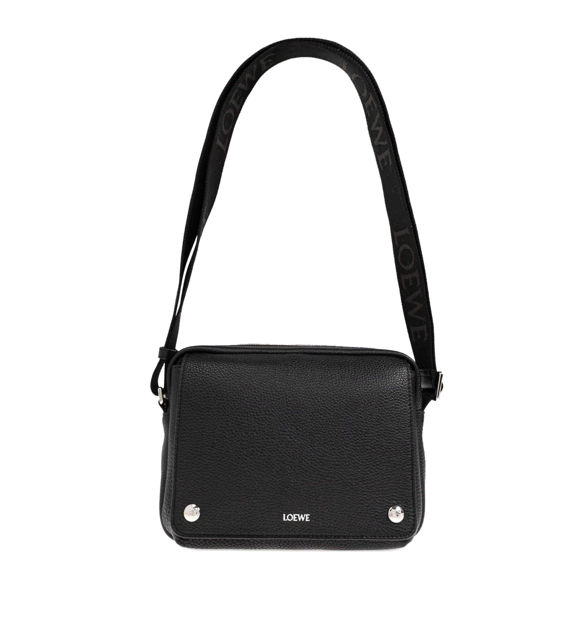 Medium Pebble Messenger Bag In Supple Grained Calfskin