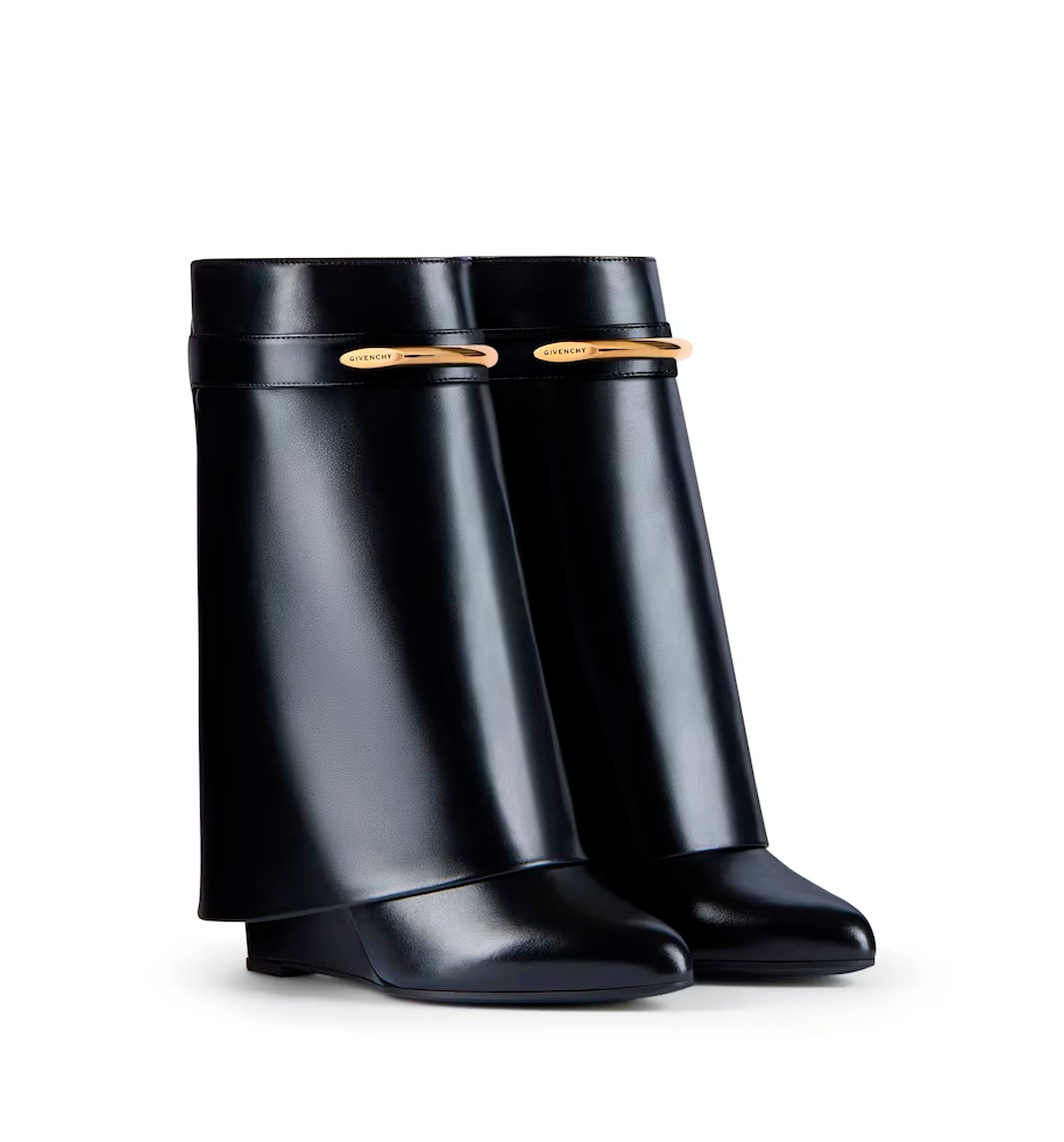 Shark boots