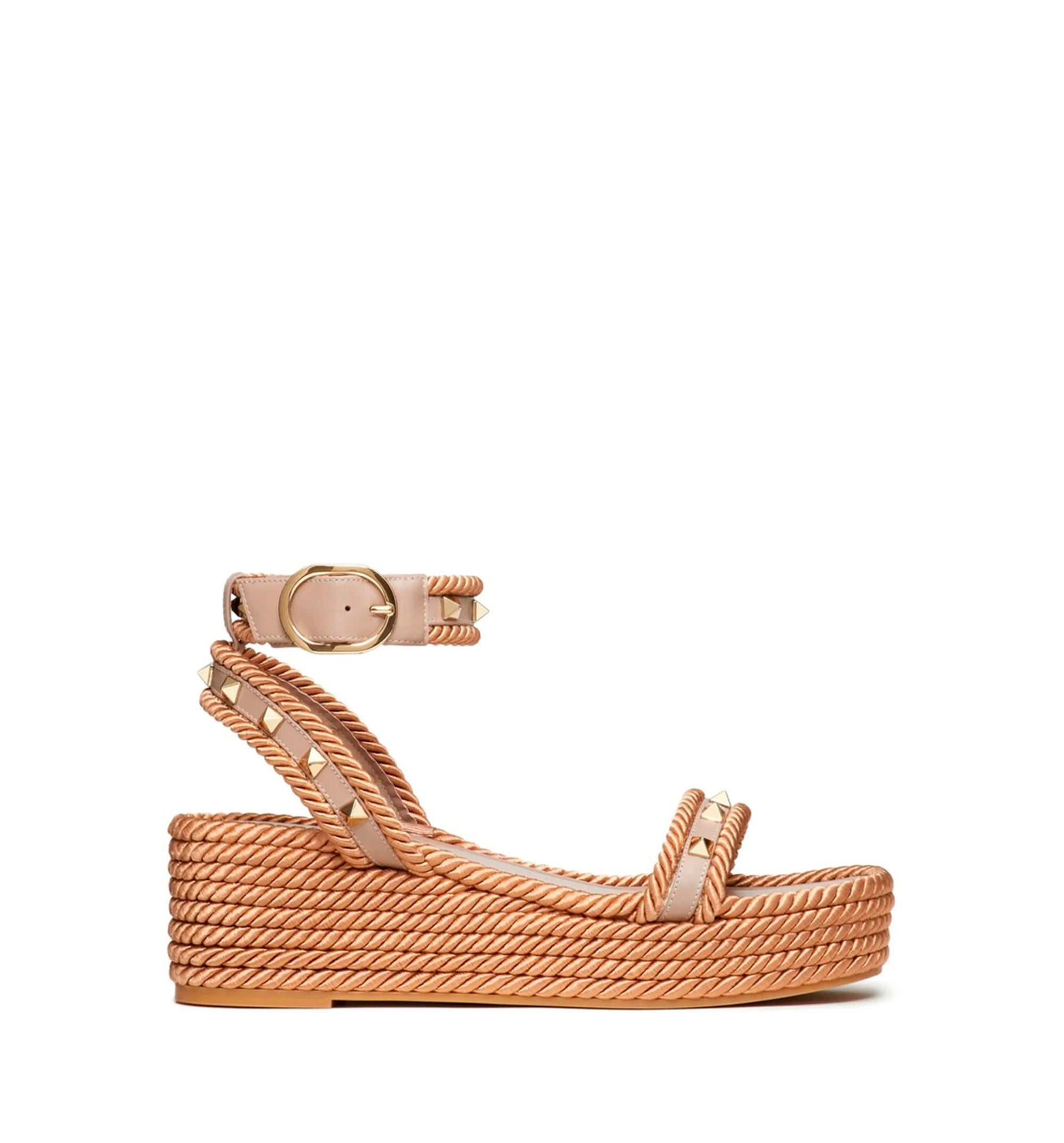 Rockstud Flatform Sandals