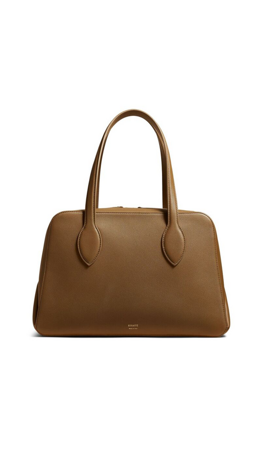 The Medium Maeve Bag in Smooth Leather - Toffee