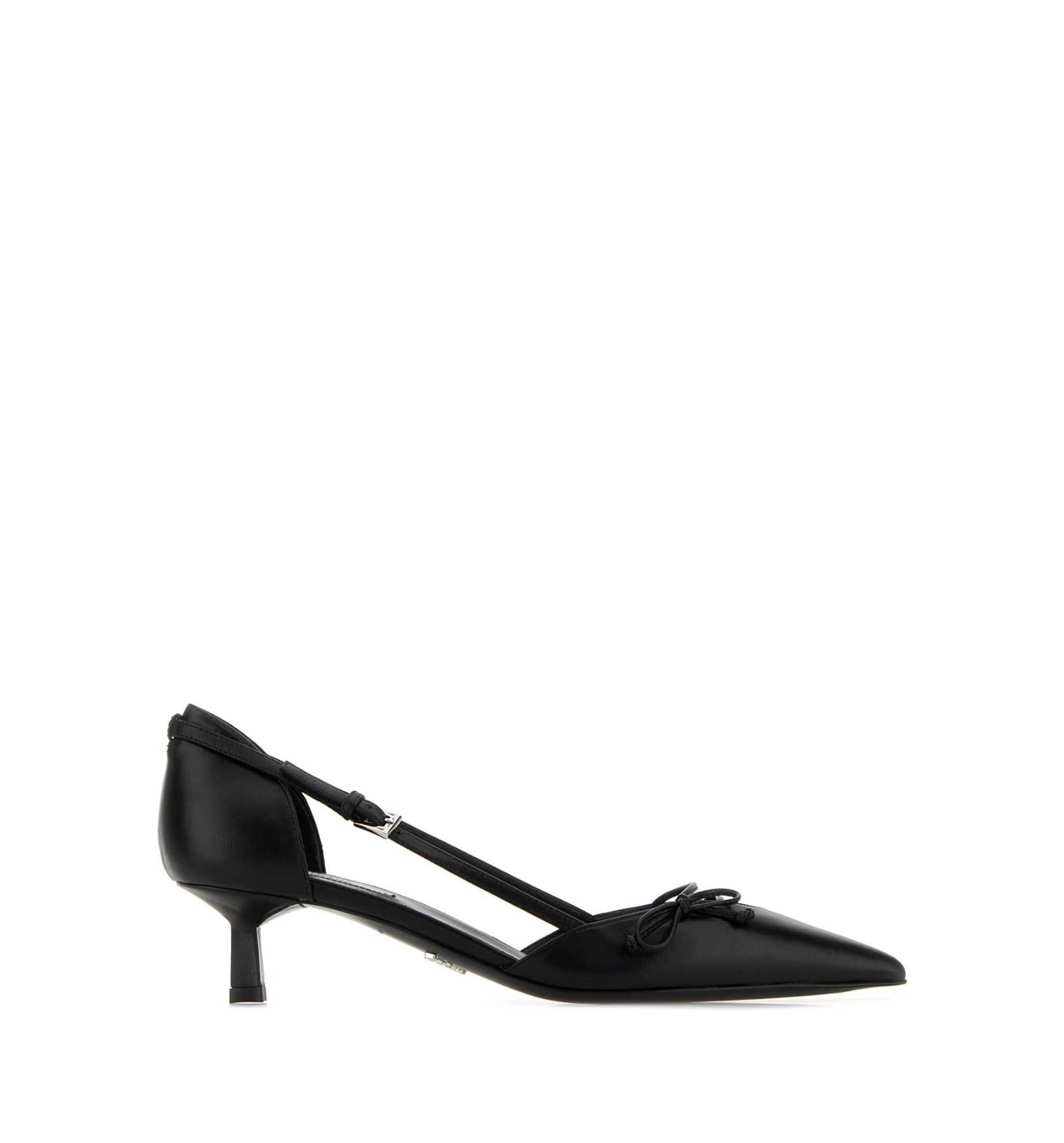 Open-Side Leather Pumps