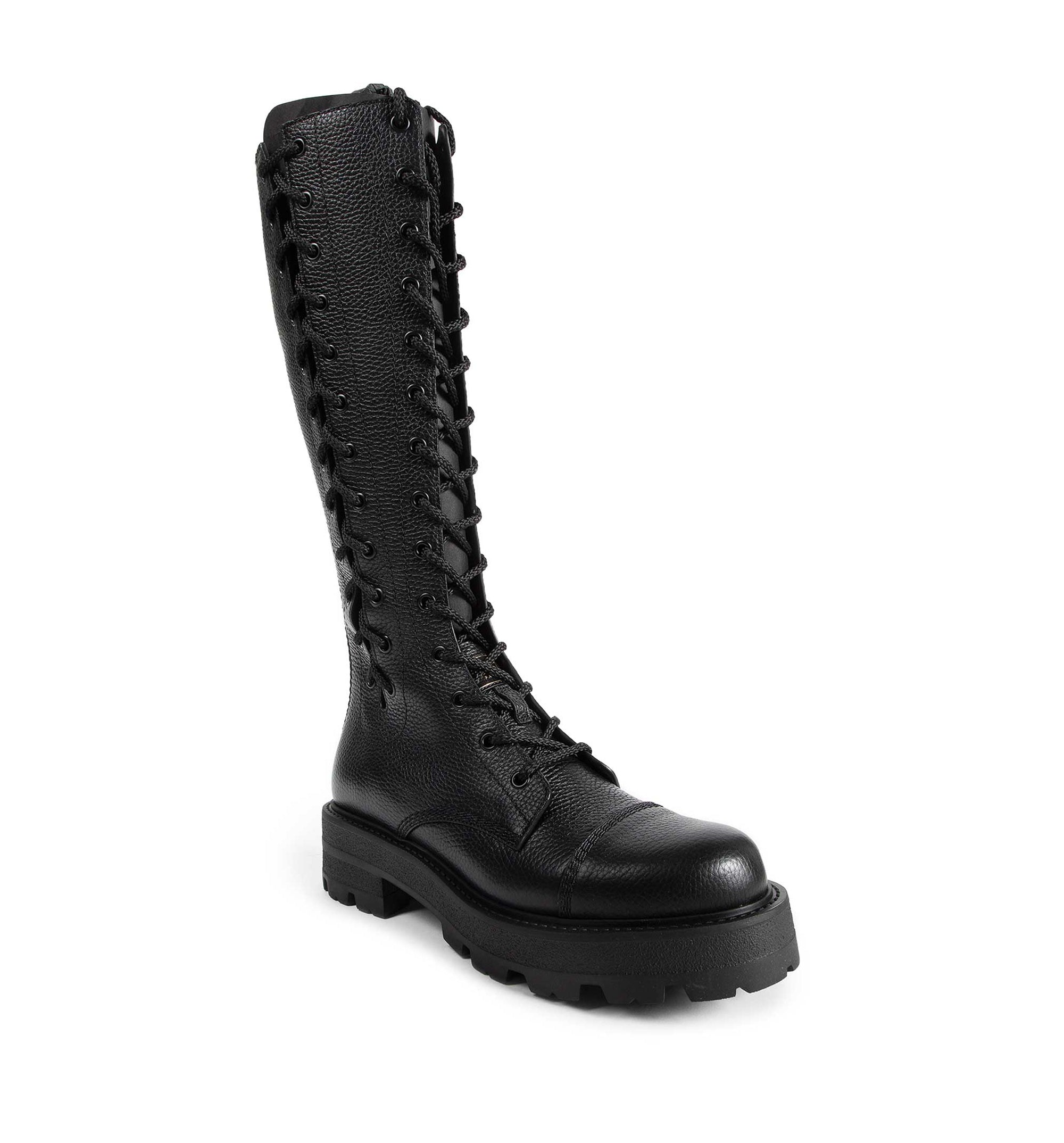 D-Quest Boot