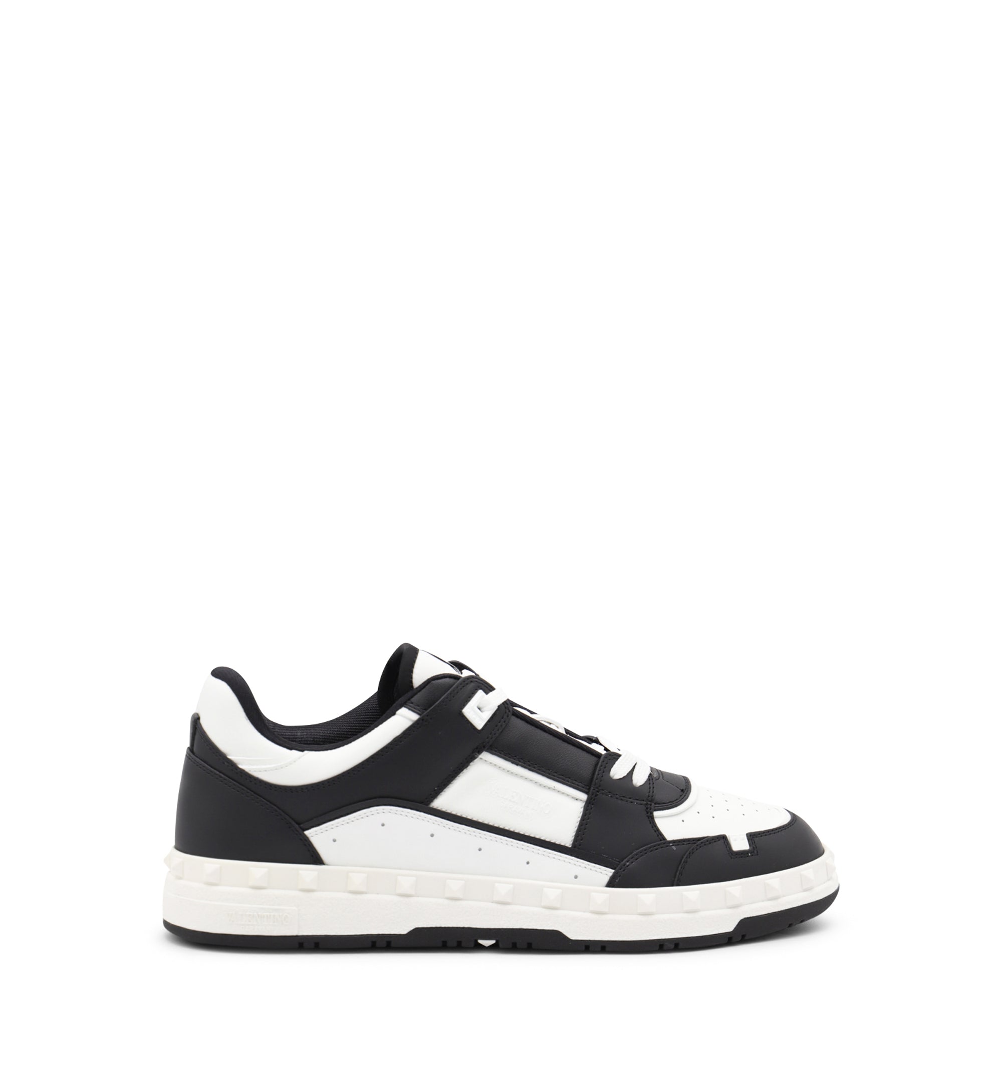 Freedots Low-Top Sneaker In Calfskin