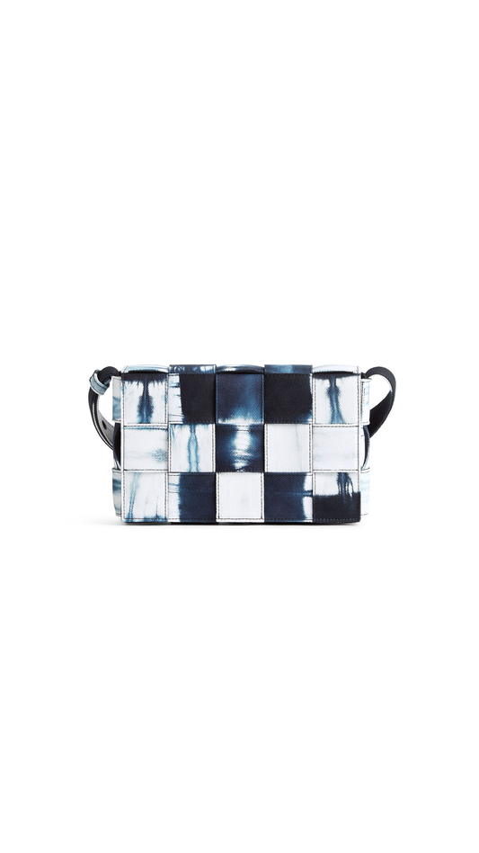 Crossbody Bag Realised With Intreccio In Tie And Dye Denim - Blue/White