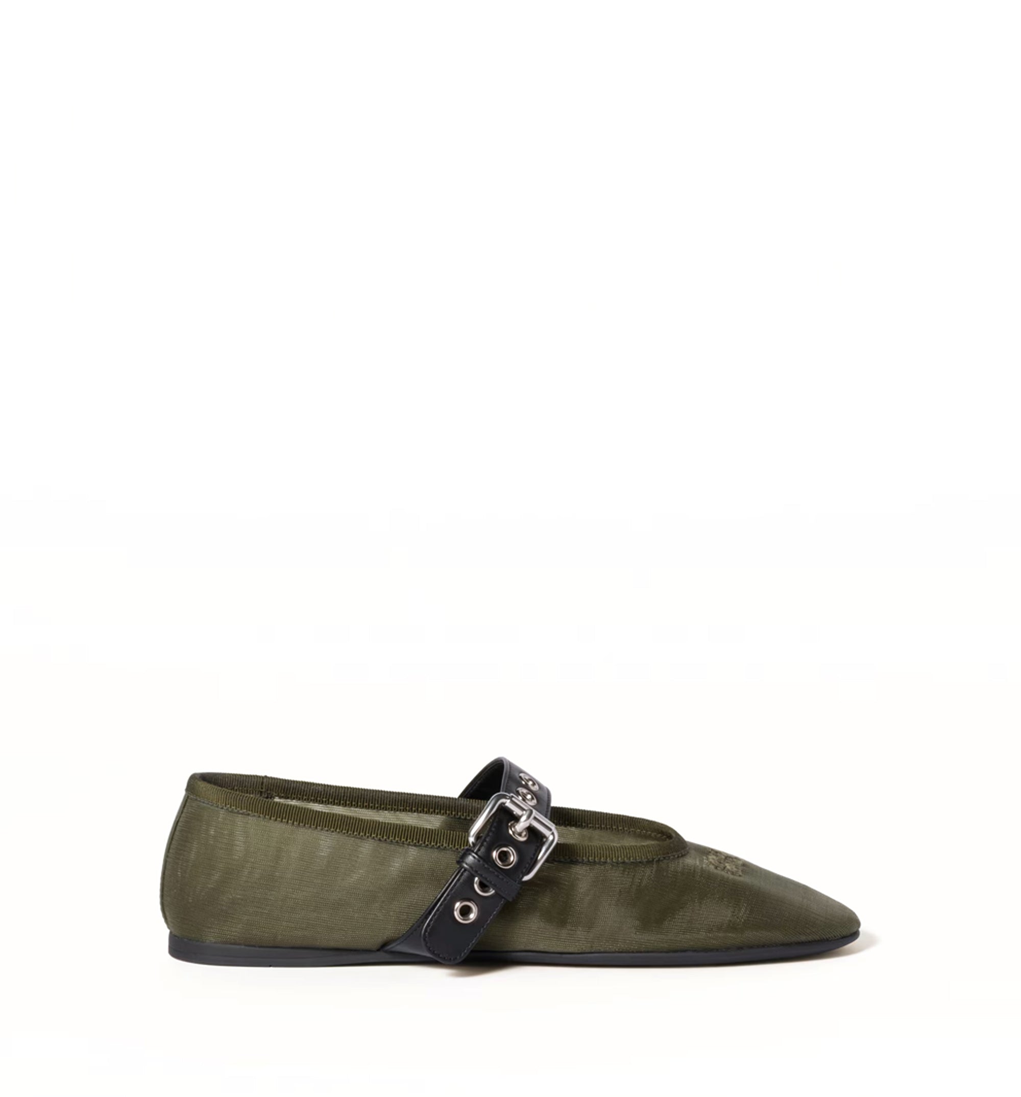 Mesh fabric ballerinas
