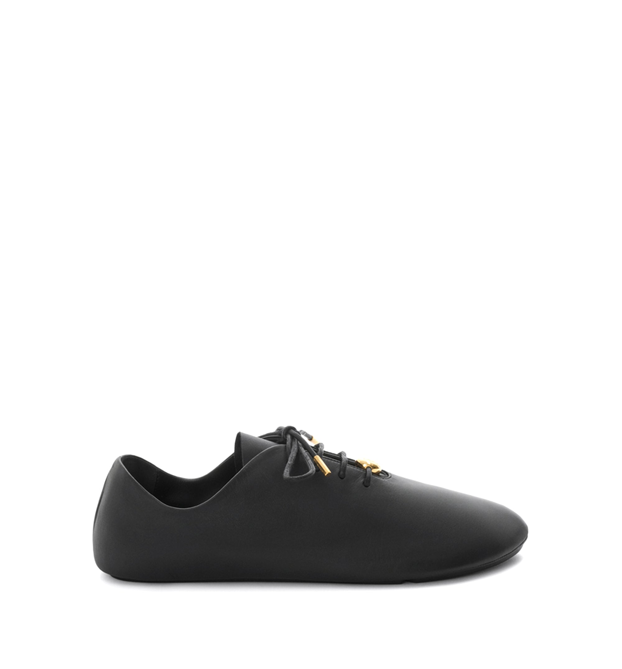 Pebble Soft lace-up in nappa calfskin