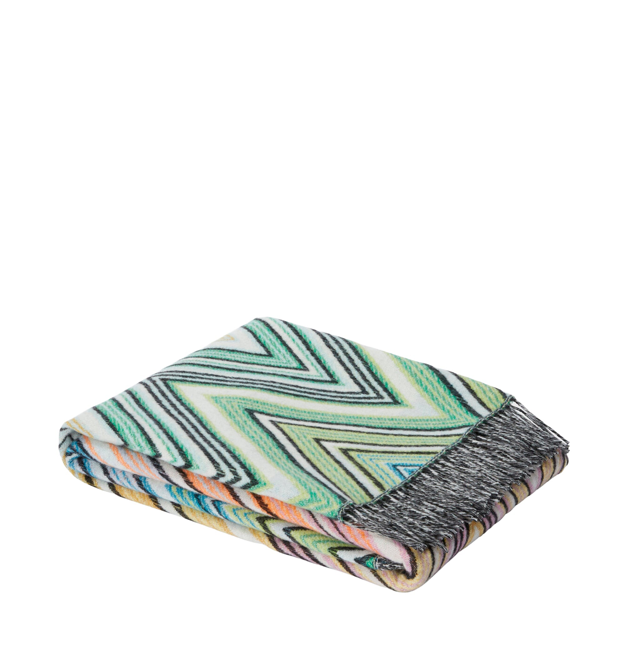 Plume plaid blanket 130x190 cm chevron wool blend with fringes