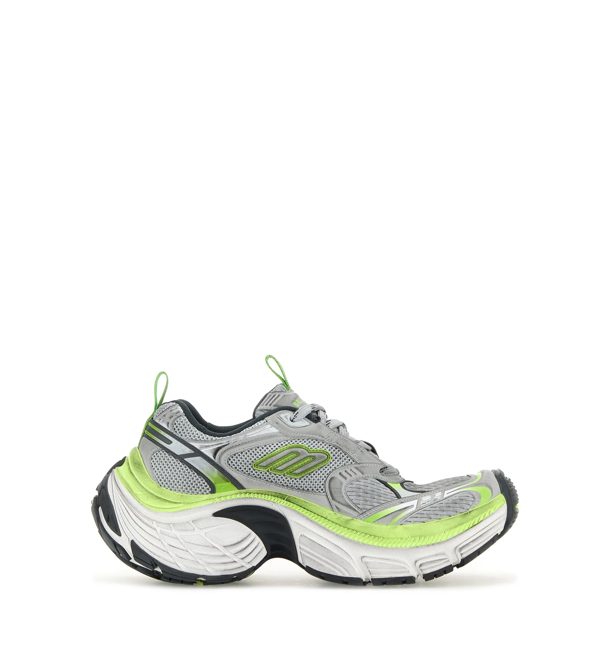 6XL Sneakers