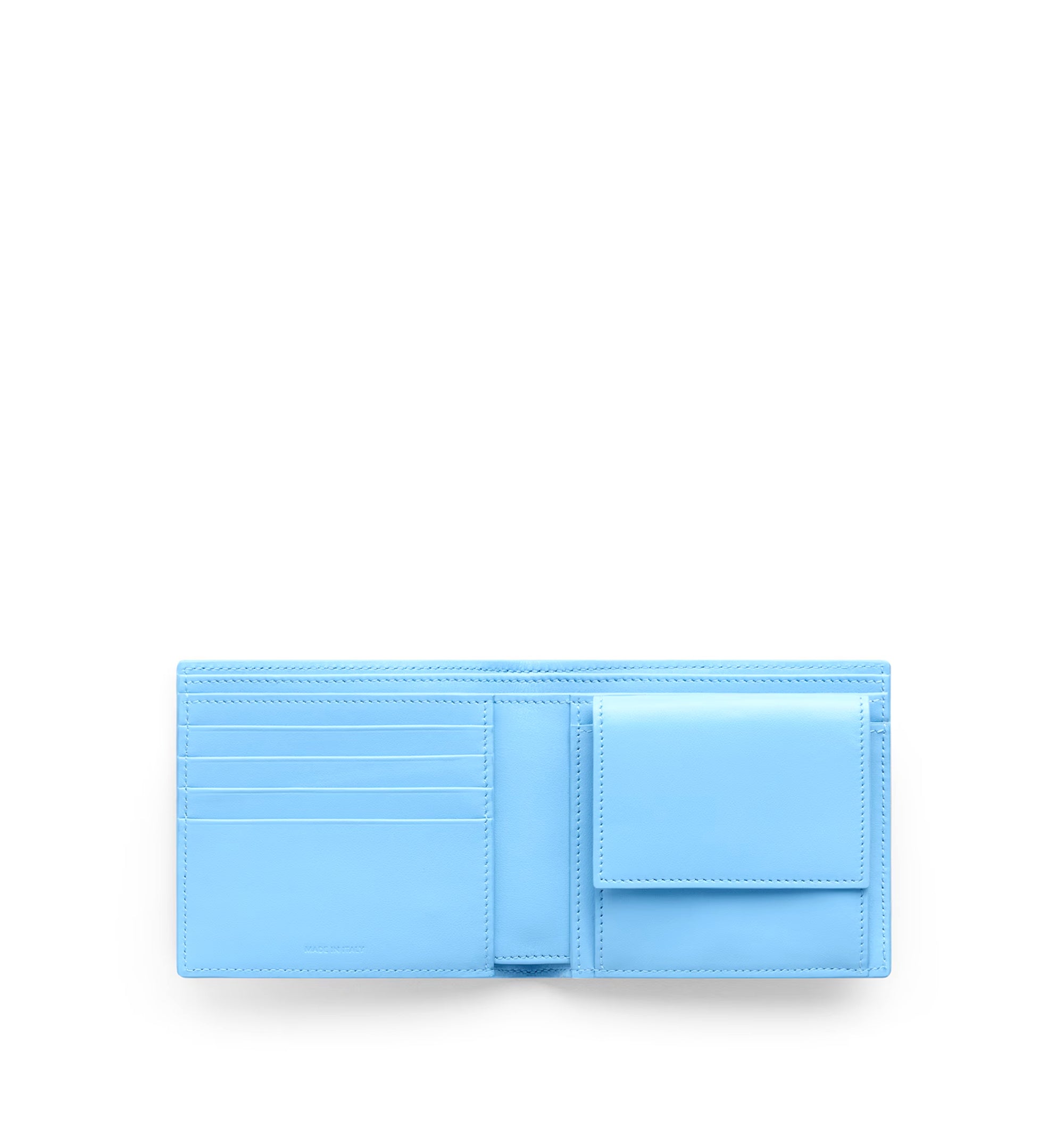 Bi-fold Wallet In Smooth Lambskin