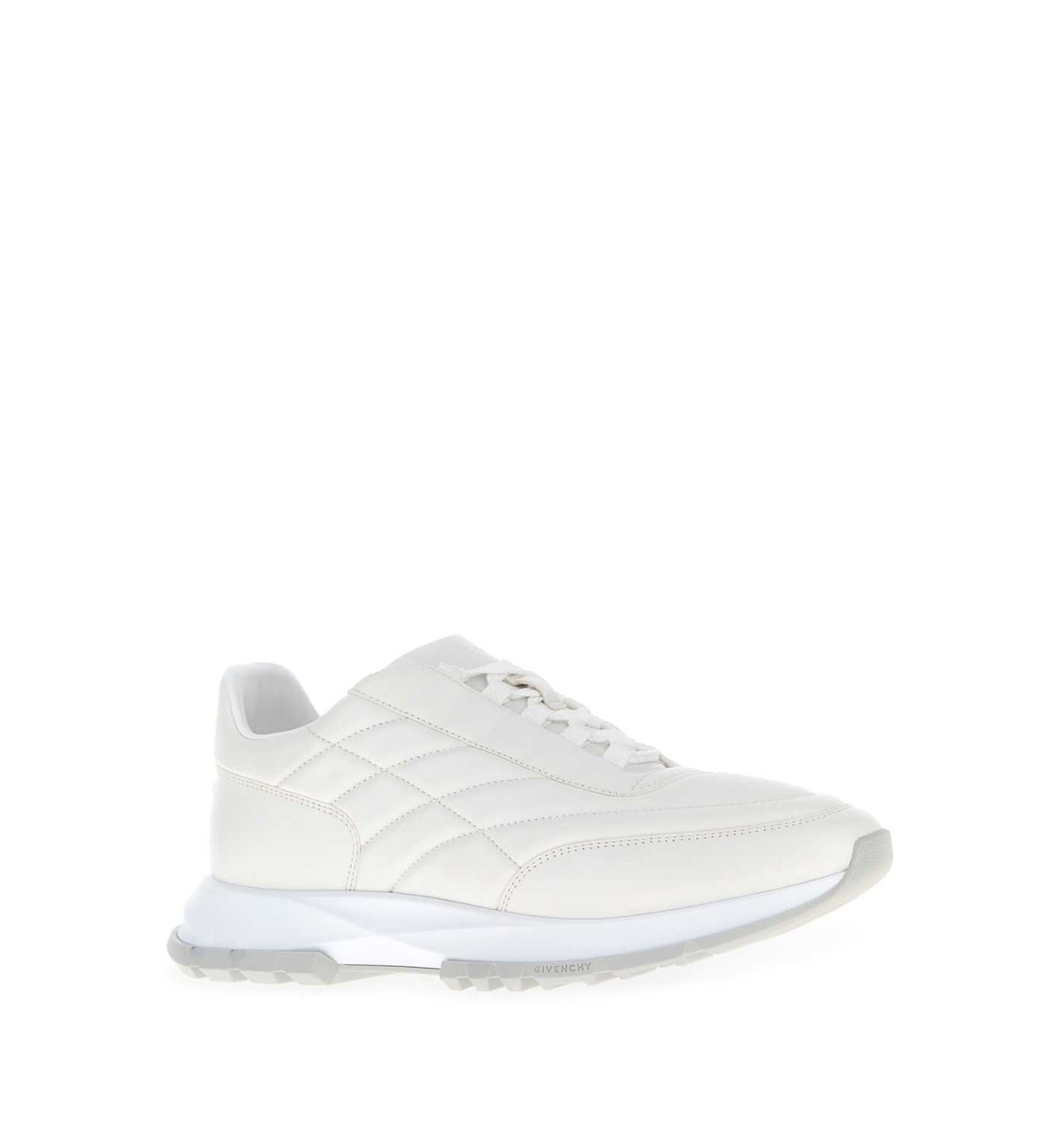 Trainers Sneakers in Shiny Padded Leather