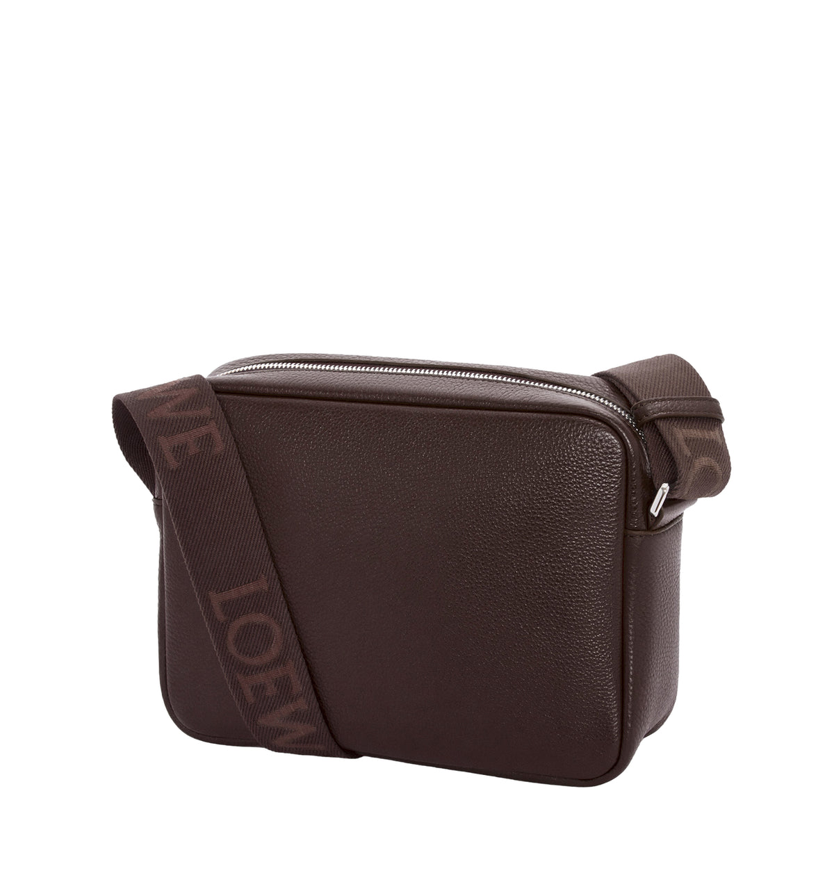Medium Pebble Messenger Bag In Supple Grained Calfskin