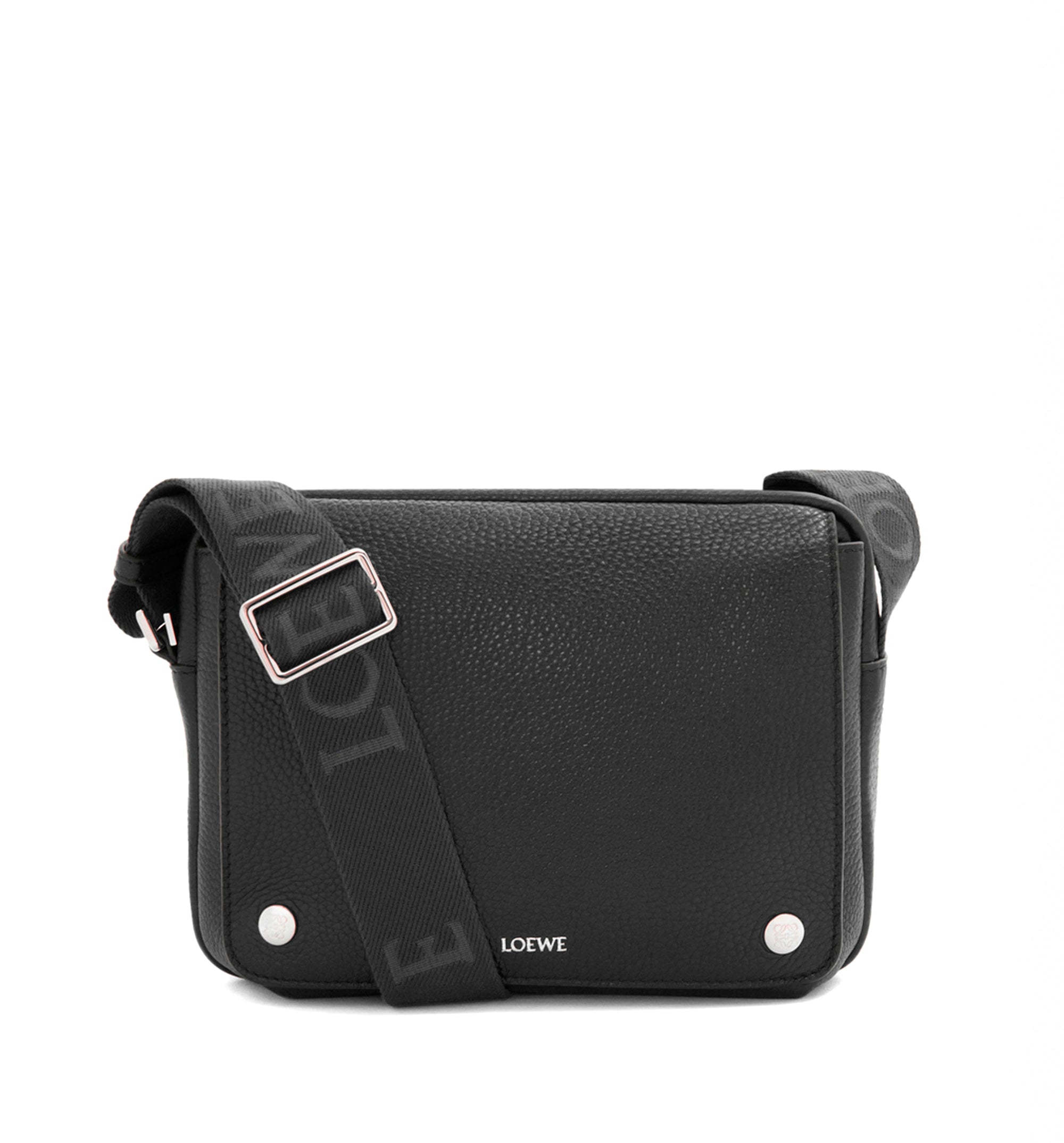 Medium Pebble messenger bag in supple grained calfskin