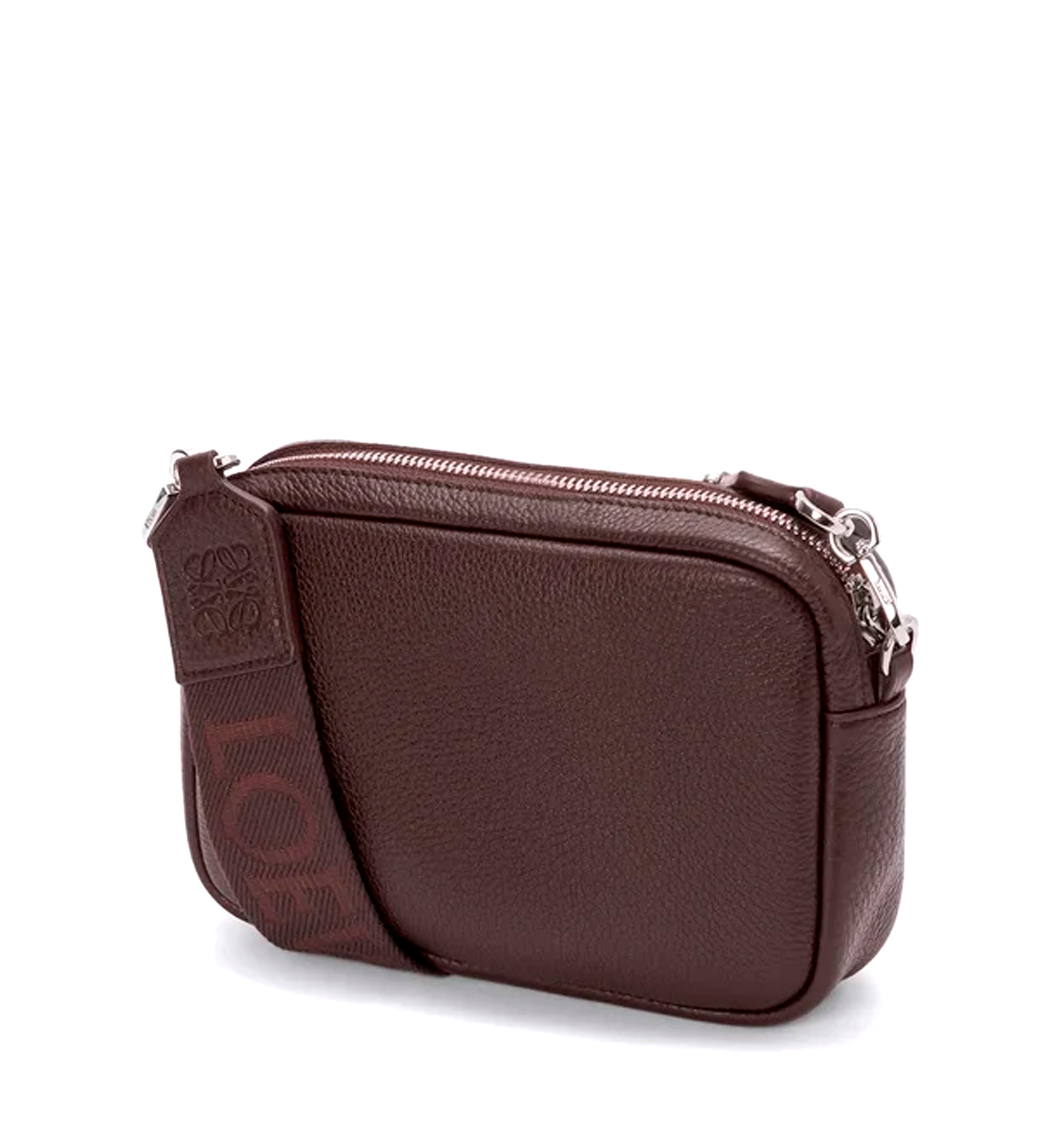 Small Pebble Messenger Bag In Supple Grained Calfskin