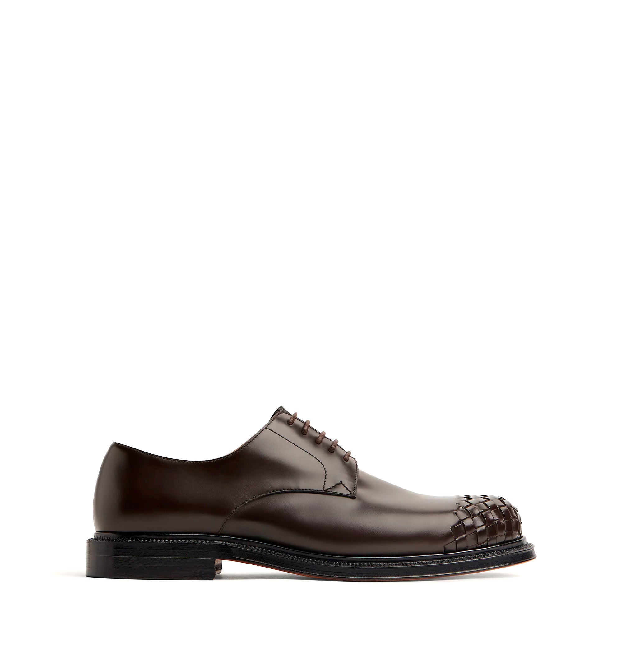 James Lace-Up Shoe