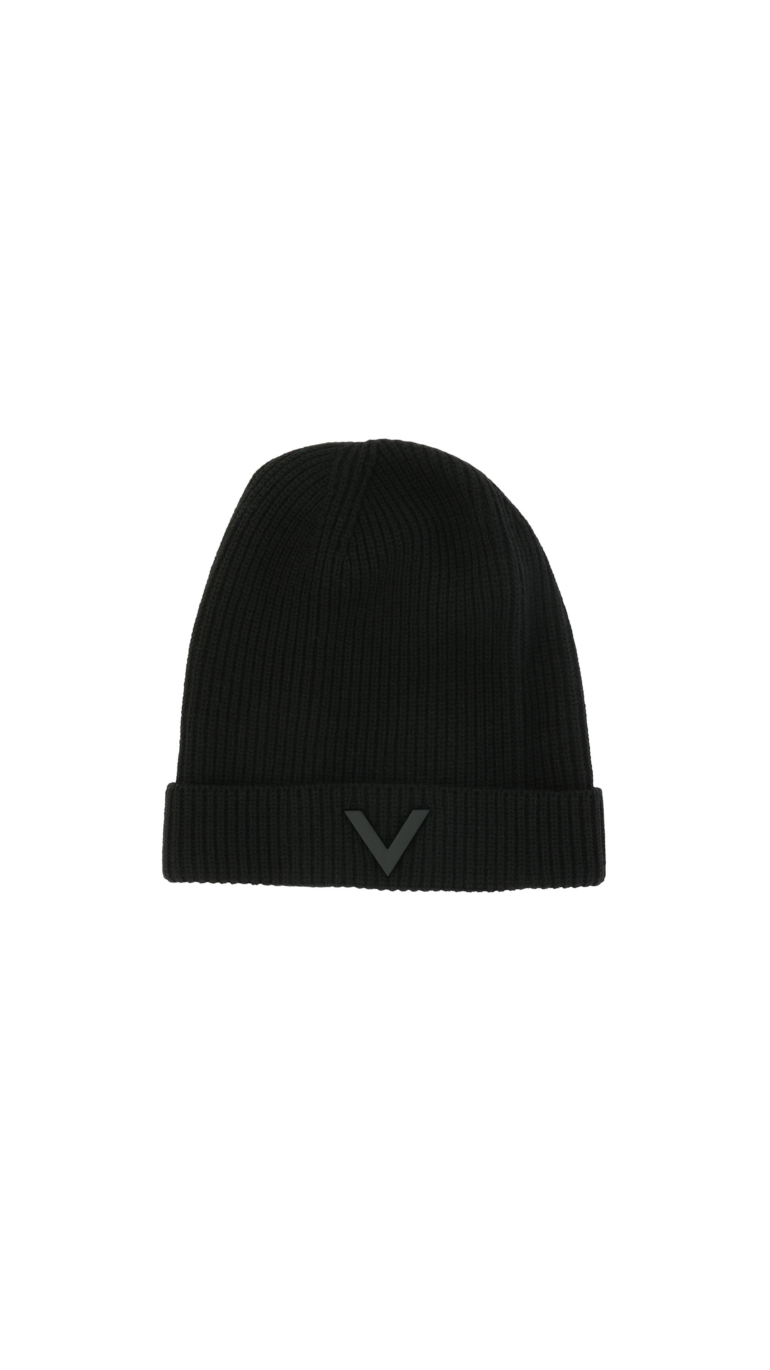 "V" Beanie - Black