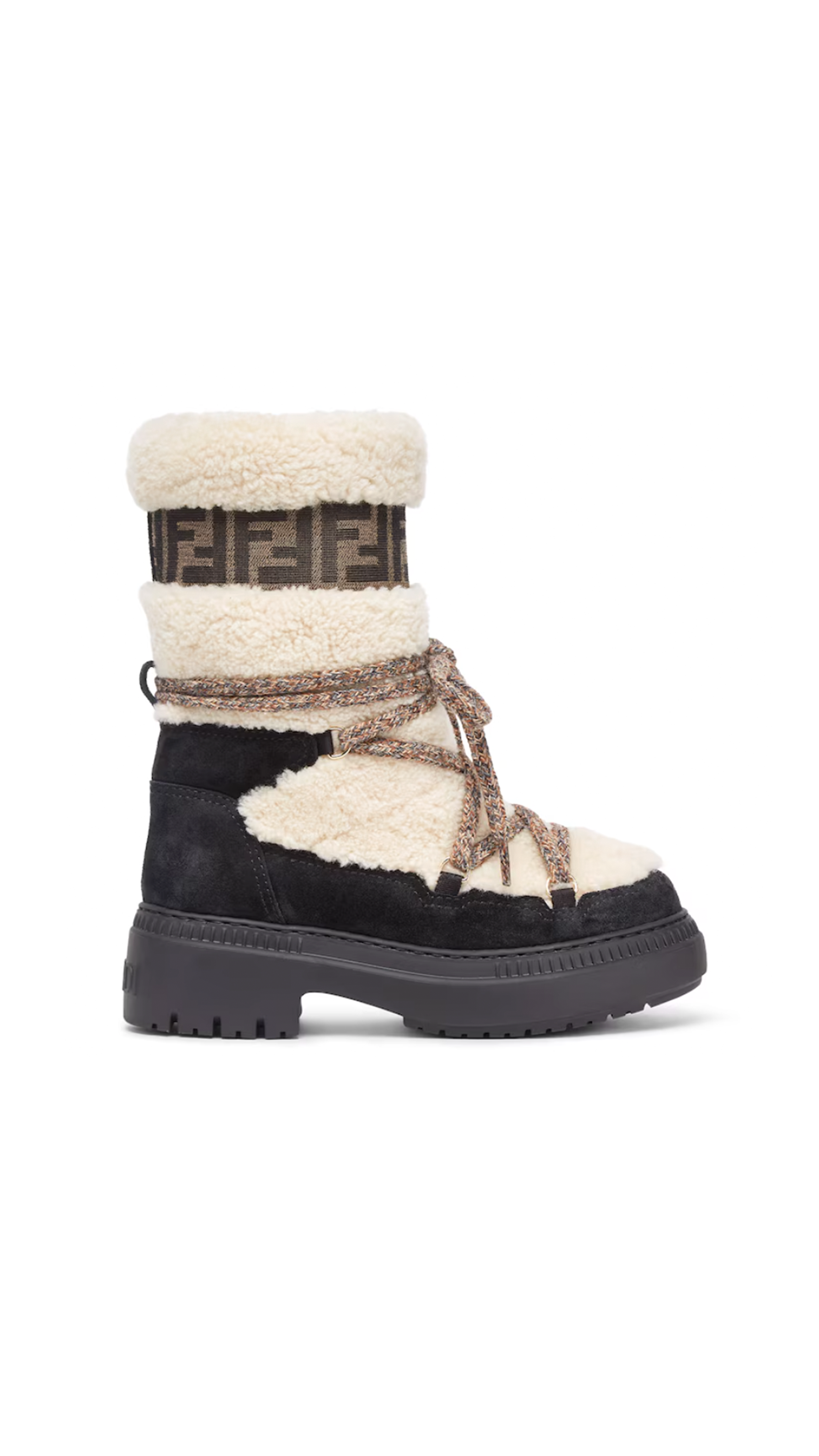 Après Chic Boots in Sheepskin and Suede - White