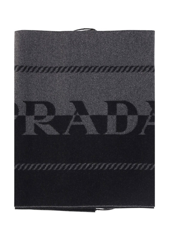 Wool Scarf - Grey / Black